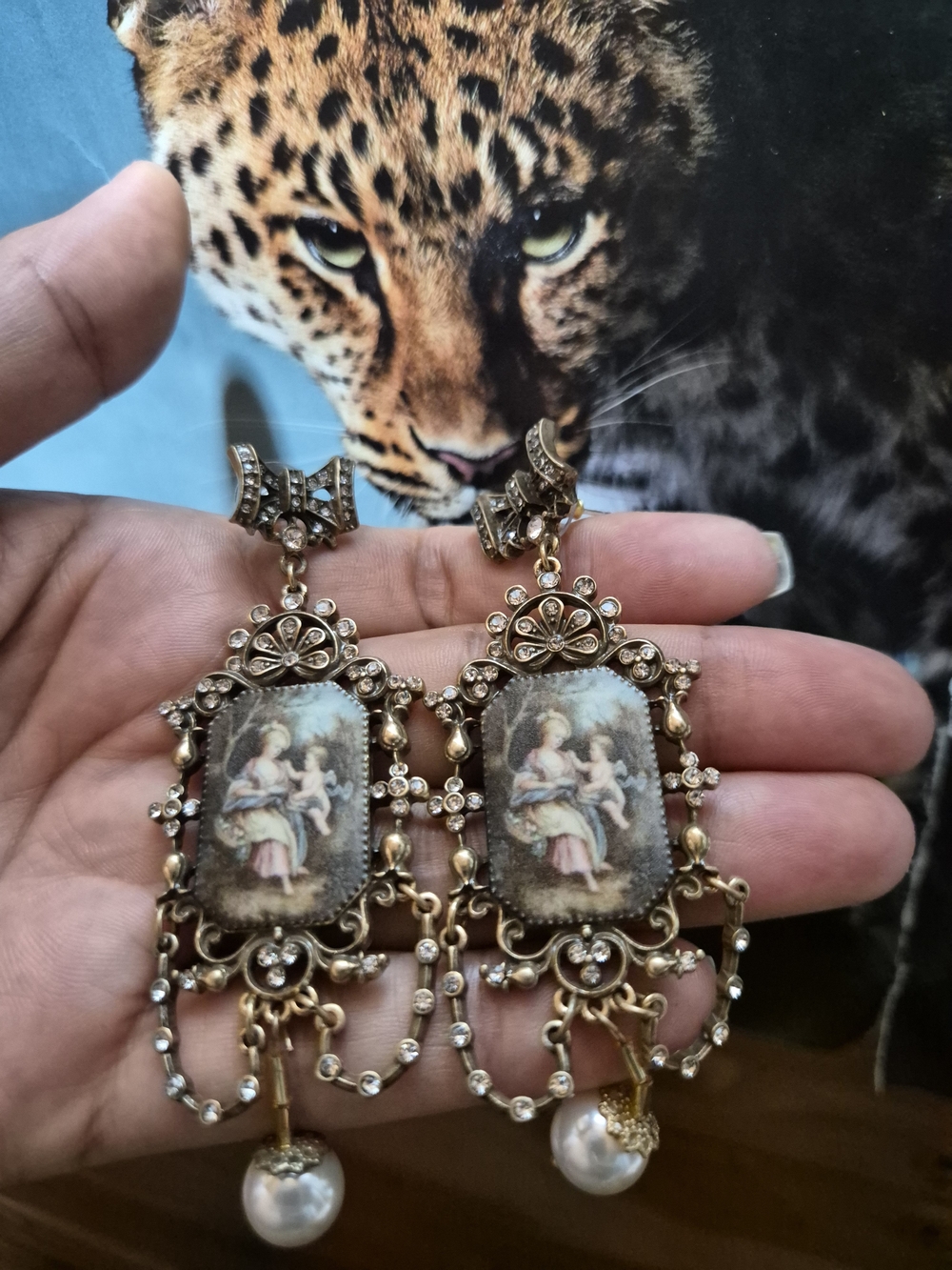 Antique-Style Gold Tone Portrait Drop Earrings with Pearl Accent